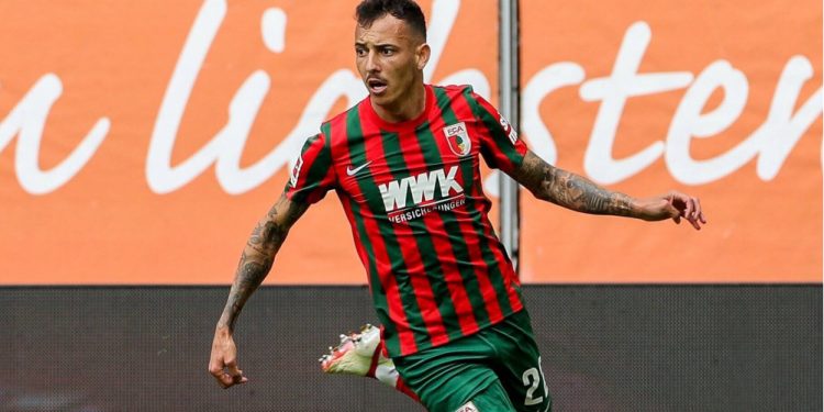 Recuperado de lesão, lateral fechado com o Bahia é destaque em jogo do Campeonato Alemão