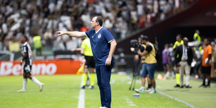 Ceni comemora empate contra o Atlético-MG: ‘Resultado muito importante’