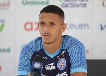 “Estou bem adaptado na lateral, espero seguir ainda mais dentro do campo”, diz Luciano Juba em entrevista