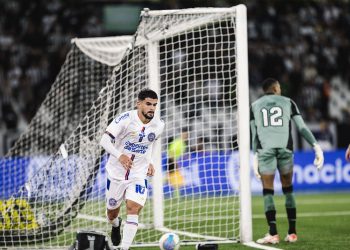 Cauly volta a marcar, mas Bahia fica no empate em 1 a 1 contra o Botafogo pela Copa do Brasil