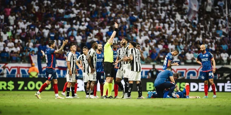 Botafogo cobra CBF por expulsão de Gregore contra o Bahia e critica arbitragem: “Mancha o Campeonato”
