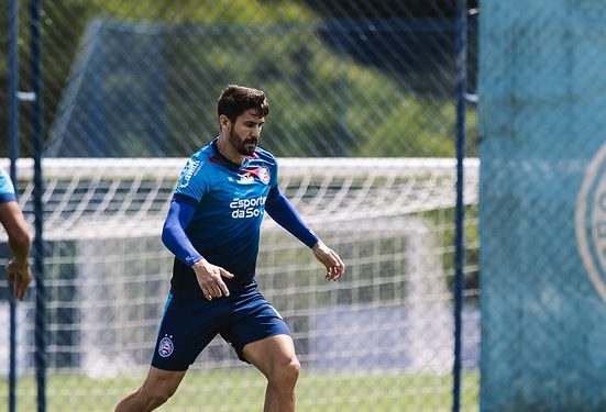 Com Ademir e Rezende em campo, Bahia inicia preparação para enfrentar o Botafogo