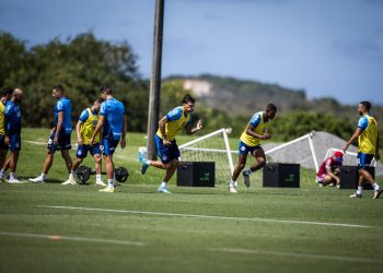 Com treino setorizado, Bahia segue preparação para enfrentar o Fluminense