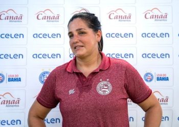 Treinadora Lindsay Camila deixa o comando do time feminino do Bahia