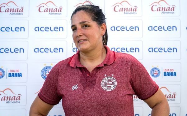 Treinadora Lindsay Camila deixa o comando do time feminino do Bahia