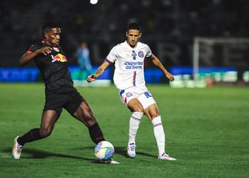 Bahia leva gol nos acréscimos e perde para o Bragantino por 2 a 1