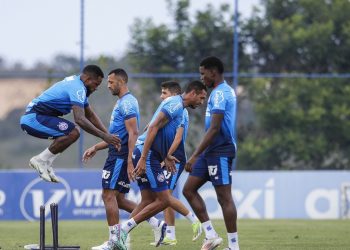 Bahia realiza coletivo com atletas do Sub-17 e Sub-20 durante preparação para Copa do Brasil