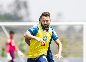 Com análise na sala de vídeo, Bahia segue preparação para enfrentar o Flamengo na Copa do Brasil