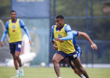 Com treino tático, Bahia segue preparação para enfrentar o Flamengo na Copa do Brasil