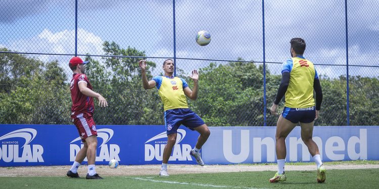 Como foco na troca de passes, Bahia segue preparação para enfrentar o Cruzeiro