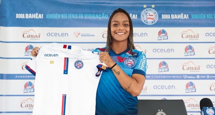 “Espero poder dar o melhor e conseguir títulos”, diz Ju Oliveira sobre chegada no Bahia