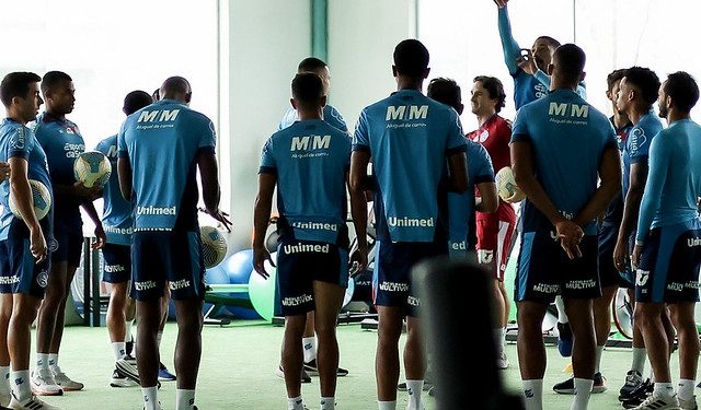 Com trabalhos na academia, elenco do Bahia continua preparação para enfrentar o Cuiabá