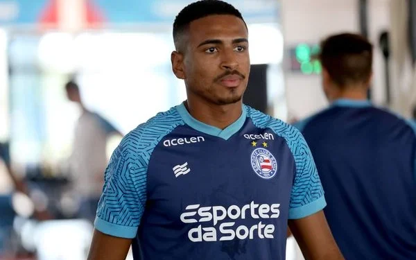 Bahia acerta empréstimo do volante Miqueias para o América-MG