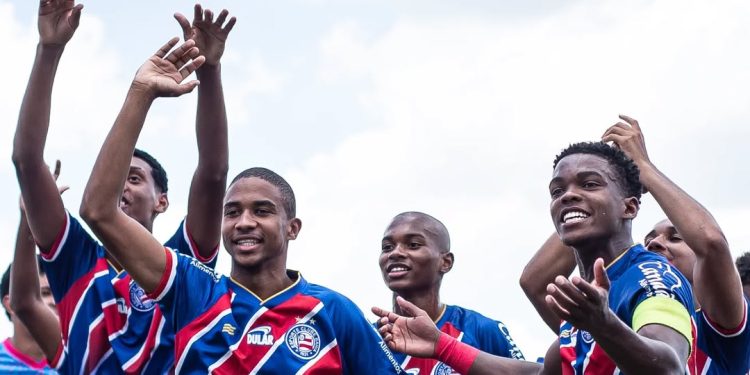 Pivetes de Aço superam o Coritiba e Bahia avança para as oitavas da Copinha