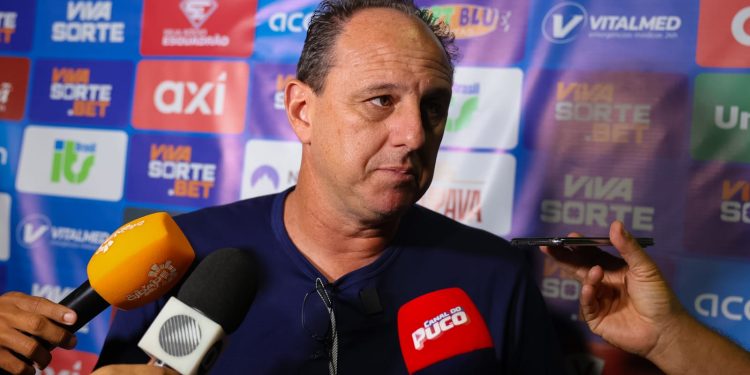 “Caímos de intensidade e não conseguimos vencer”, diz Rogério Ceni sobre empate contra o Juazeirense