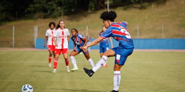 Bahia vence o Inter fora de casa na abertura do Brasileirão Feminino