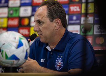 Rogério Ceni avalia resultado e comemora triunfo contra o The Strongest na Fonte Nova