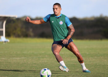 Bahia vence o Paysandu, mas lesão de Gilberto gera preocupação