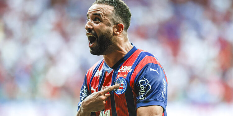 Após primeiro gol na temporada, Caio Alexandre faz análise de Bahia x Fortaleza