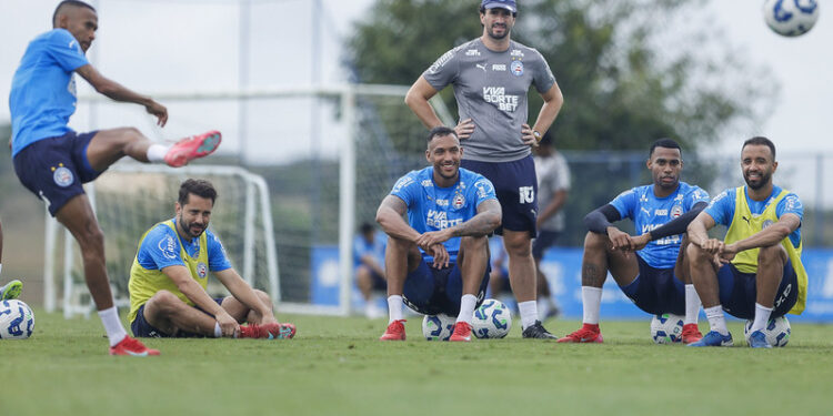 Com trabalho técnico, Bahia encerra preparação para enfrentar o Fortaleza