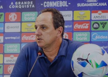 “Nós temos mais um tempo para jogar”, dispara Rogério Ceni após empate com o América de Cali