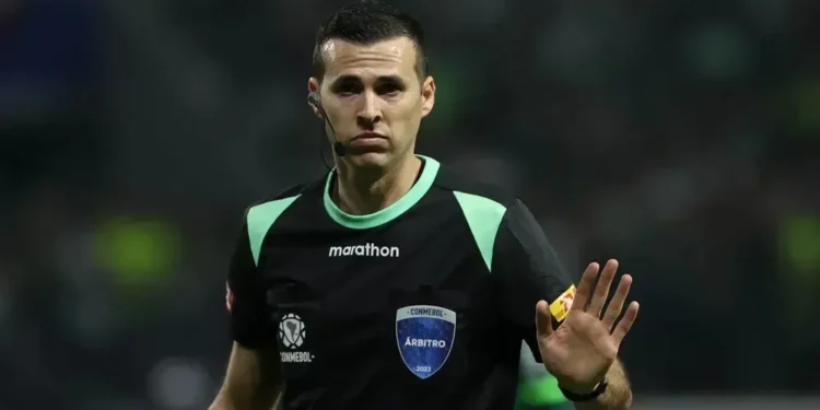 Andres Matonte é escalado para apitar Bahia x América de Cali pela Sul-Americana