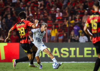 Bahia decepciona e fica no empate contra o lanterna Sport na Ilha do Retiro