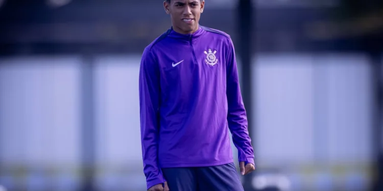 Bahia acerta contratação de promessa do Corinthians após pagar multa rescisória