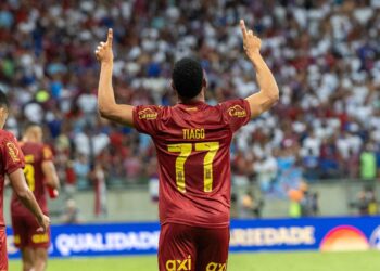 “Emoção maravilhosa ajudar o Bahia a chegar em mais uma final de Copa do Nordeste”, dispara Tiago