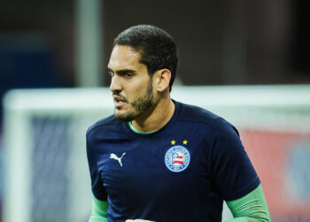 Ronaldo fala sobre a pressão imposta os goleiros do Bahia: “só o trabalho nos sustenta”