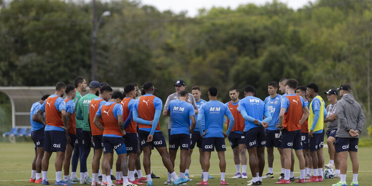 Bahia abre preparação para encarar o Vasco com retorno parcial de Ademir aos treinos