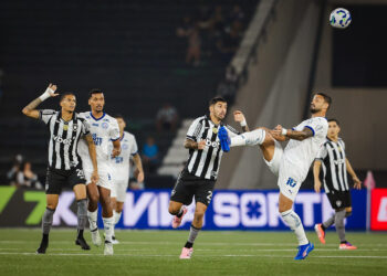 Bahia não consegue reagir e perde para o Botafogo no Campeonato Brasileiro