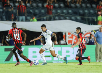 Bahia não se encontra em campo e perde para o Vitória no Campeonato Brasileiro
