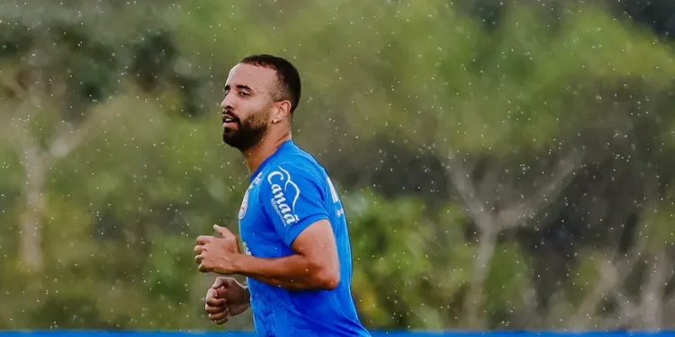 Caio Alexandre inicia trabalho de transição e Bahia continua preparação para o Bragantino