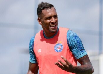David Duarte volta aos treinos e pode reforçar o Bahia contra o Flamengo