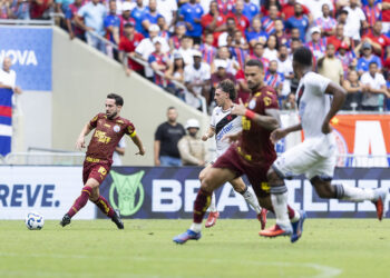 Bahia vence o Vasco por 1 a 0 e conquista triunfo importante na Arena Fonte Nova