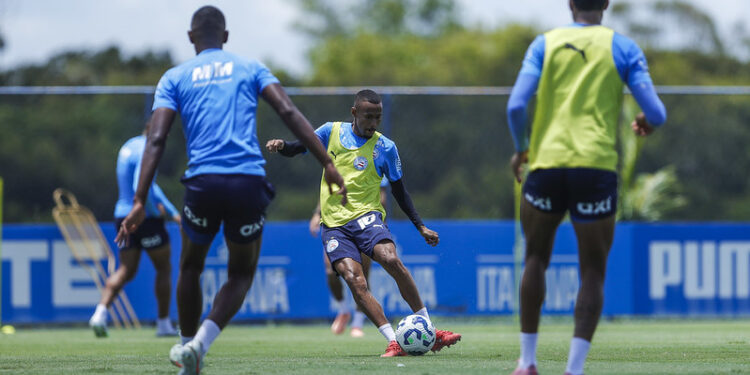 Com gol de Willian José, Bahia vence jogo-treino contra o Five FC na Cidade Tricolor