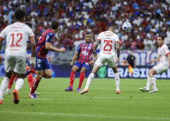 De virada e com dois gols de Willian José, Bahia vence o RB Bragantino e chega aos 52 pontos