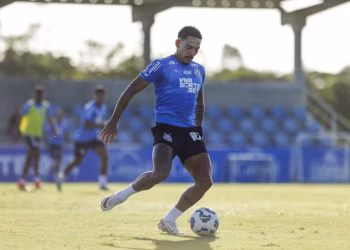 Gilberto avança na recuperação e se aproxima de retorno ao time titular do Bahia
