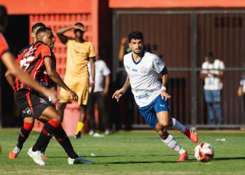 Fora dos planos do técnico Rogério Ceni, Bahia negocia saída do meia Cauly