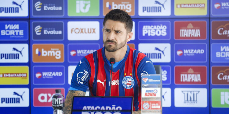 “Abri mão de propostas melhores para estar aqui”, diz Everaldo ao explicar volta ao Bahia