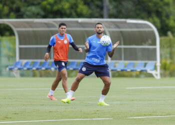 Rogério Ceni comanda treino tático e Bahia pode ter mudanças para enfrentar o Fluminense