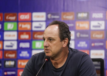 Rogério Ceni exalta jovens do Bahia, admite surpresa e aponta “novas opções” para a temporada