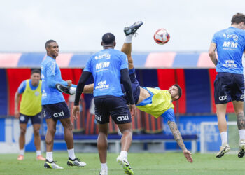 Bahia se reapresenta e inicia preparação para decisão contra o Vitória na final do estadual