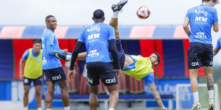 Bahia se reapresenta e inicia preparação para decisão contra o Vitória na final do estadual